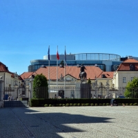 Widok z dziedzińca pałacu