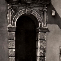 Odrestaurowany portal