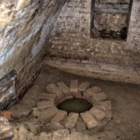 Podziemia fortu - studnia