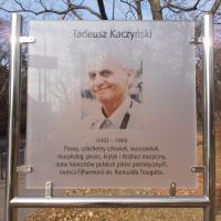 Aleja Tadeusza Kaczyńskiego - tablica