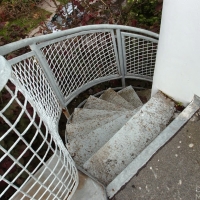 Dynasy 8 - schody