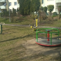 Plac zabaw i siłownia