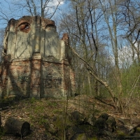 Ruiny pałacyku