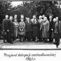 Delegacja w ogrodach