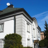 Ul. Kaniowska 1