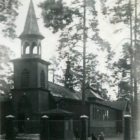 Drewniany kościół